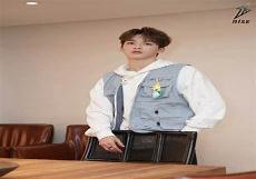 主角扮演很多马甲