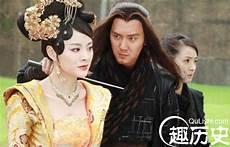方老爷与小怜